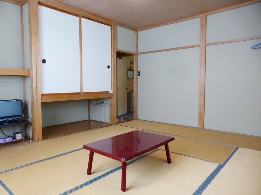 Hotel Kagura House Yuzawa  Zewnętrze zdjęcie
